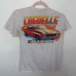brand: chemistry || white chevelle chevrolet t shirt || size: S